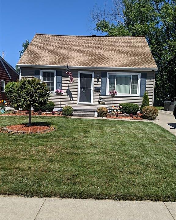 1st image of 3509 Oakwood St