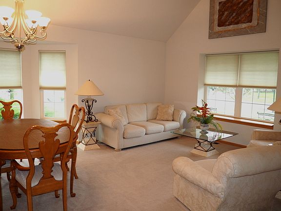5th image of 8106 W Rosebury Dr