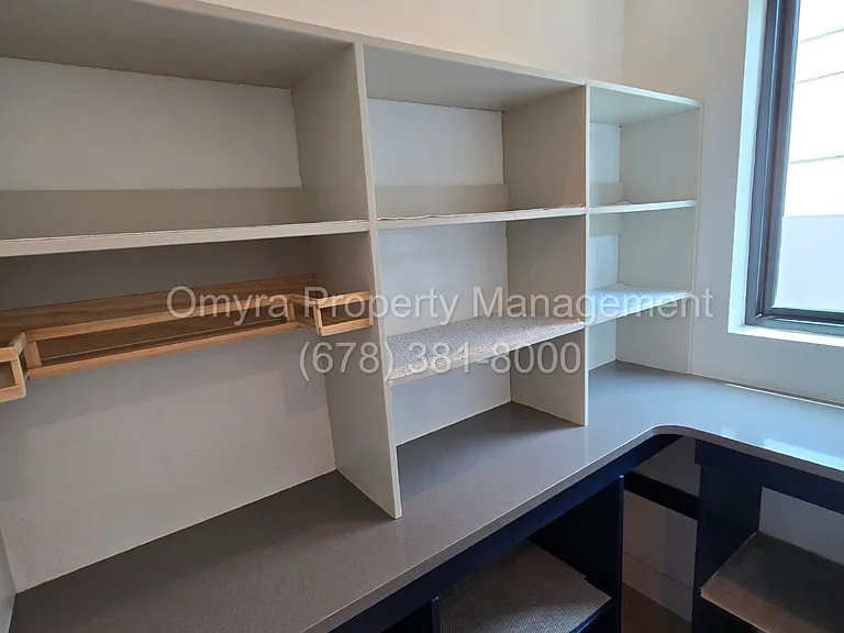 1307 Glenwood Ave SE — Photo 14