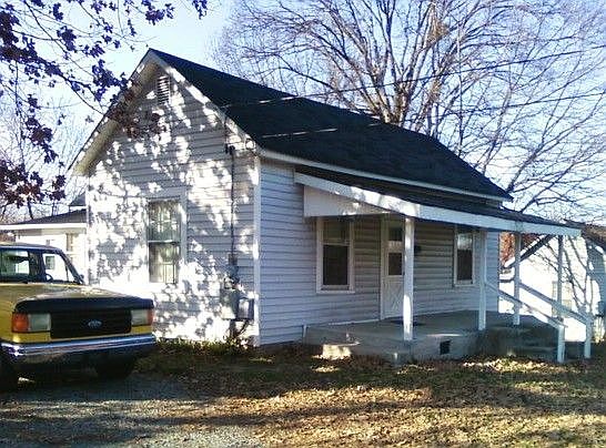 1st image of 460 Elmira St