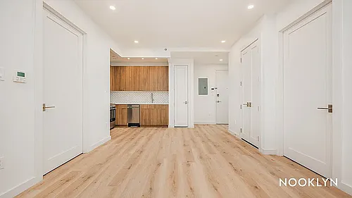 68 Gold St Photo 1