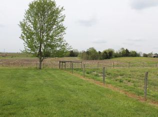 6885 Julian Rd, Hopkinsville, KY 42240