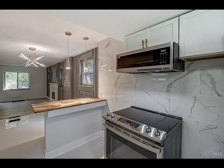 3736 Odin Ave — Photo 6
