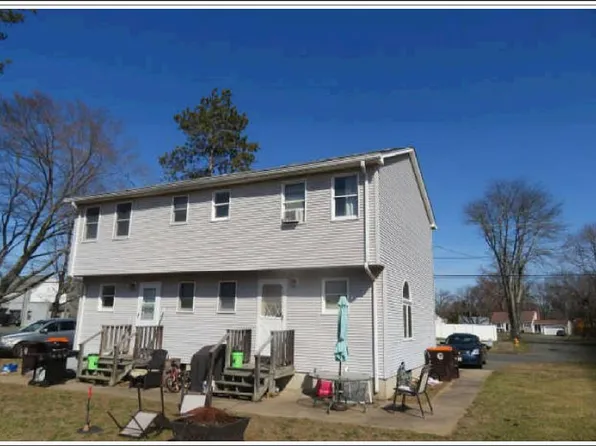 84 Garden St #86, Feeding Hills, MA 01030