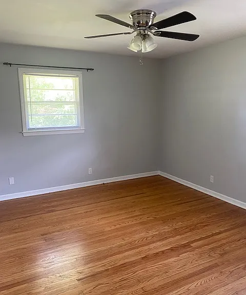 2431 Woodmont Dr — Photo 5