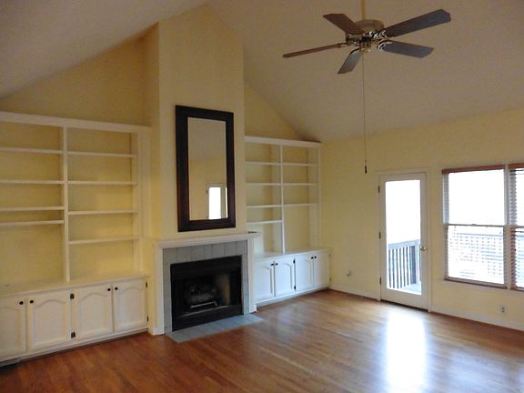 5th image of 5324 Silver Creek Dr