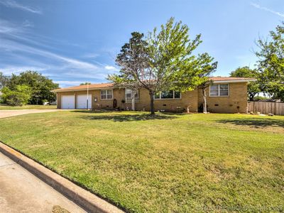200 Edgewood Ave, Bartlesville, OK, 74006