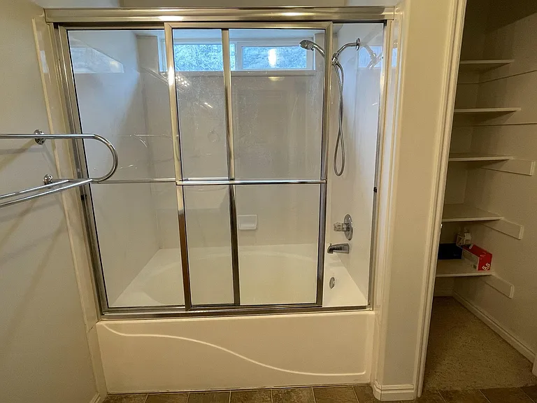 1262 S 1410 E — Photo 15