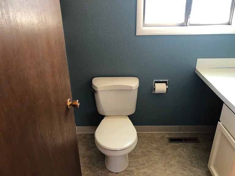 1121 Yellowstone Ave — Photo 8
