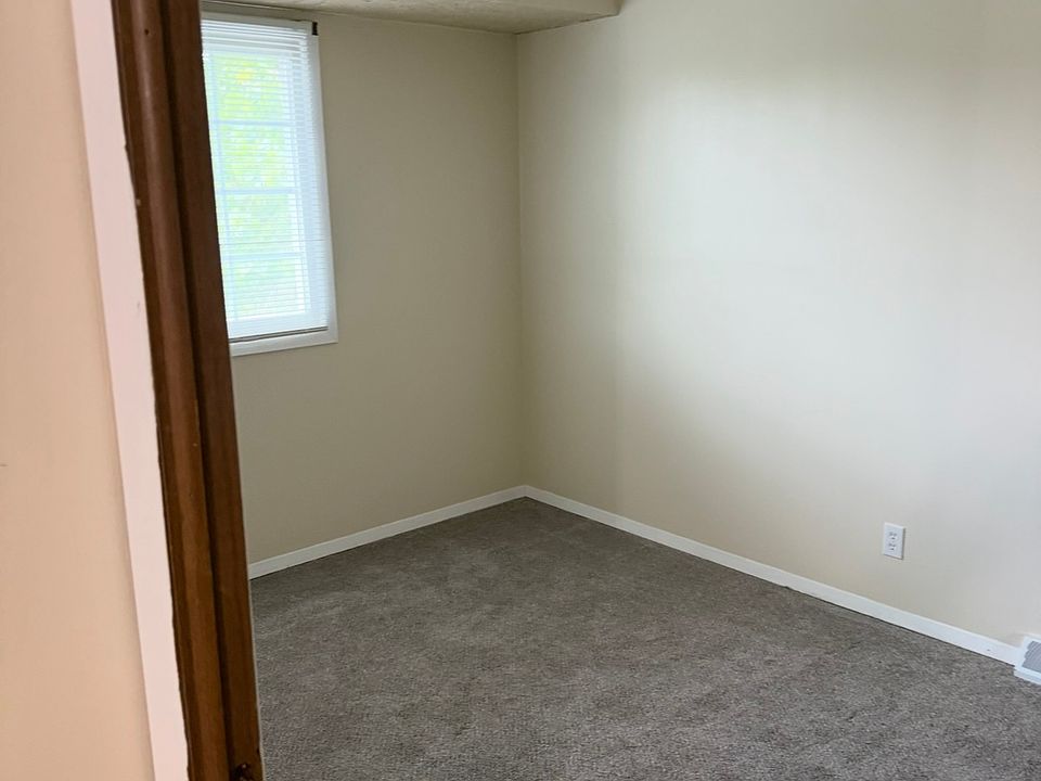 1st image of 5020 Southwood Cir