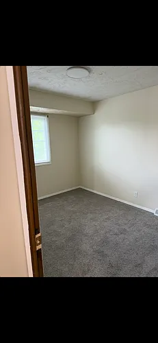 5020 Southwood Cir Photo 1