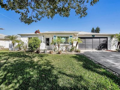 8711 Beaver Ln #4, Pt Richey, FL, 34668