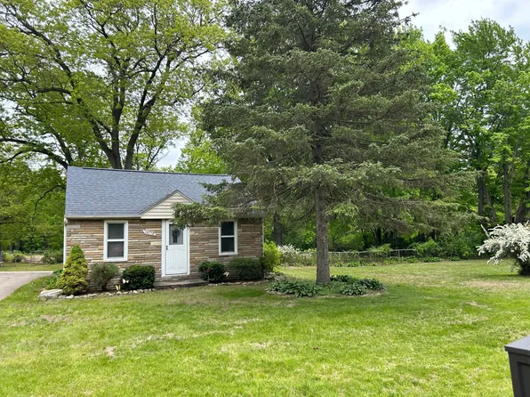 18779 Emit Rd, Brownstown, MI 48193