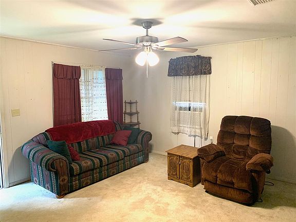 2nd image of 311 Leslie Ln