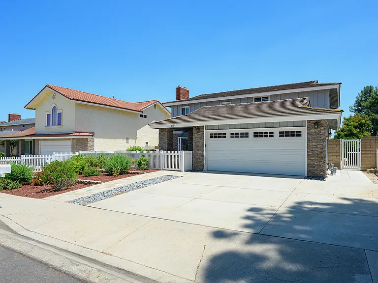 1754 Leaning Pine Dr — Photo 2
