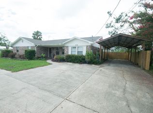 1856 Airport Cir, Panama City, FL 32405