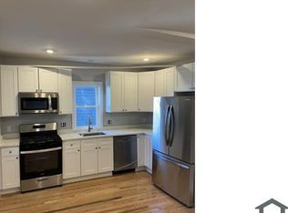 84 Fayston St FLOOR 3, Dorchester, MA 02121