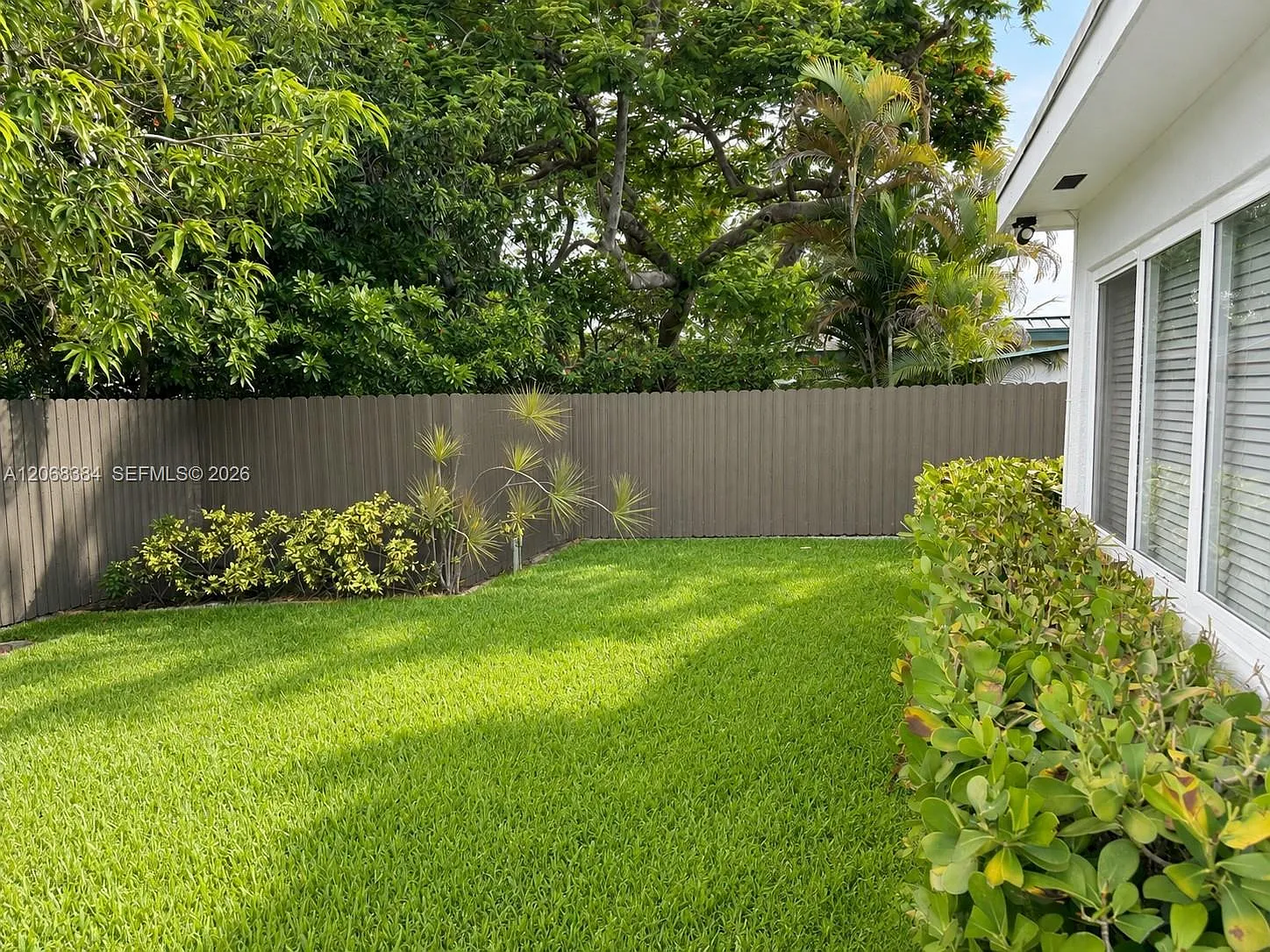 Sunshine Villas 66-49 B — Photo 3