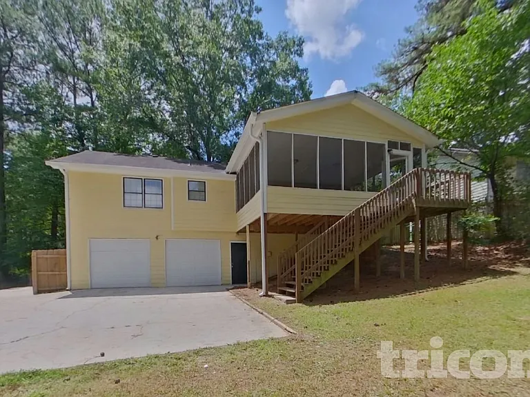 3735 Linwood Way — Photo 15