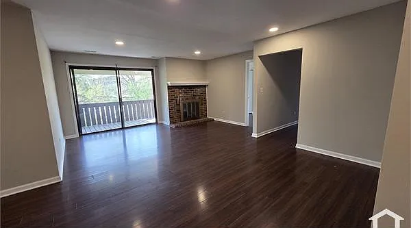 871 Cross Creek Ct #D — Photo 14