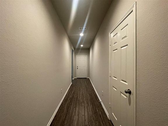 3rd image of 4314 Whiskey River Dr