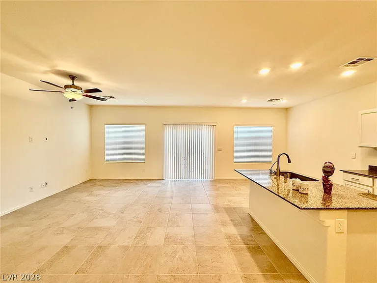 1085 Gentle Swan St — Photo 7