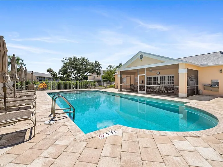 757 Wiggins Lake Dr #106 — Photo 31