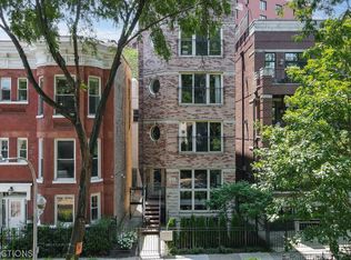 821 W Aldine Ave APT 3, Chicago, IL 60657