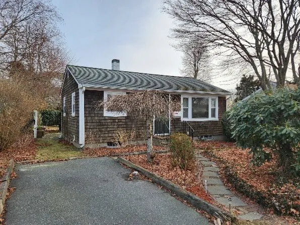 23 Brae Rd, Fairhaven, MA 02719
