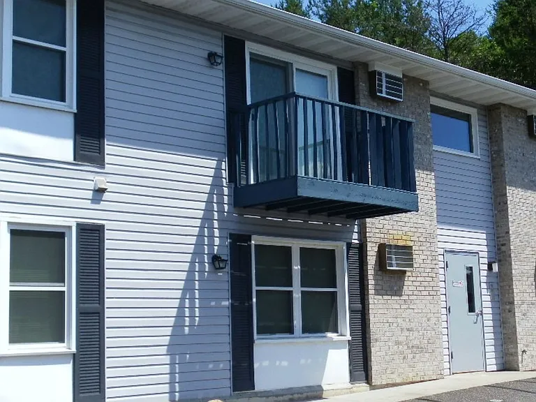 927 Briar Ln — Photo 22