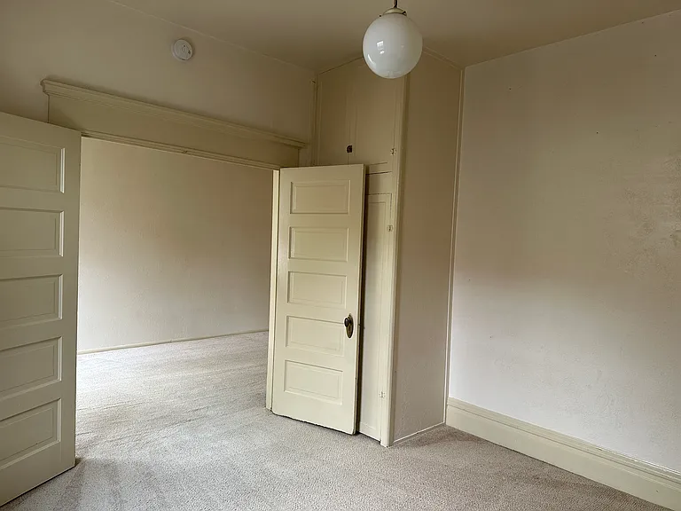 1303 W Hays St — Photo 11