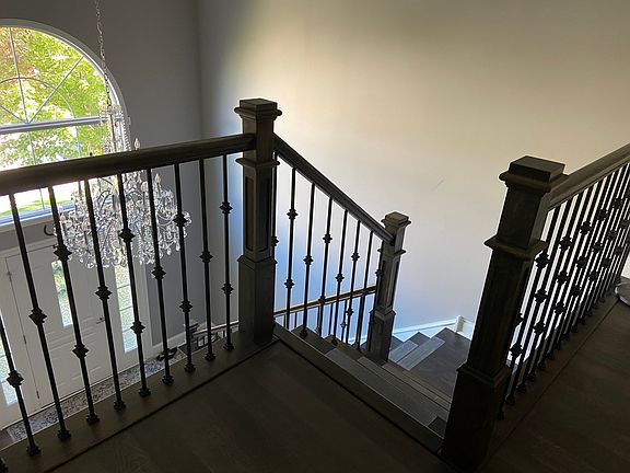 5th image of 12788 Cheiftain Ct