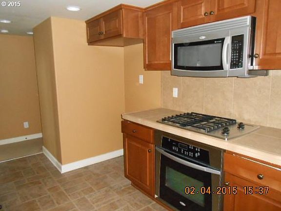 2nd image of 6243 NE Carillion Dr Unit 201