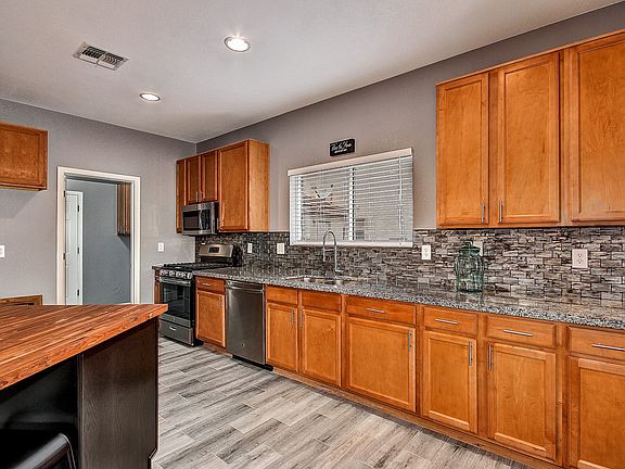 5th image of 14675 S Sumac Dr