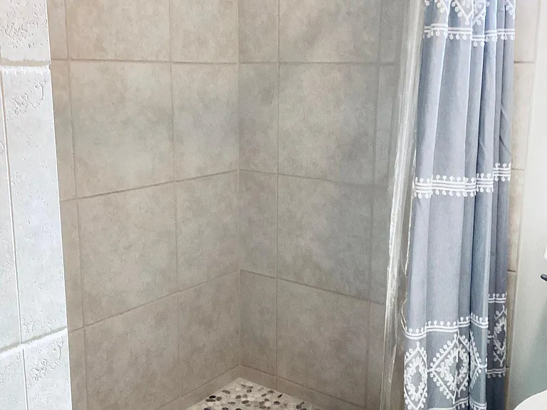 921 Cypress Wood Ln — Photo 19