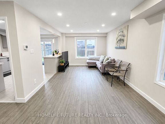 4th image of 98 Guildwood Dr