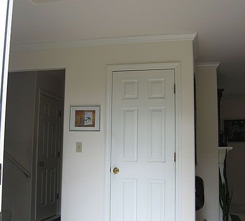 4th image of 7569 Longmeadow Ln