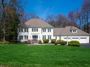 6 Brewer Dr, Westborough, MA 01581
