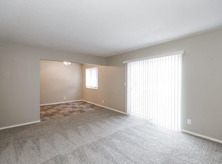2909 N 52nd St #2X2, Lincoln, NE 68504
