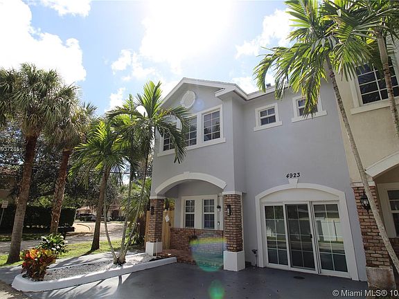 2nd image of 4923 SW 65th Ave #4923