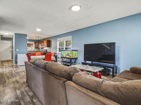 5th image of 1712 W Gaulbert Ave