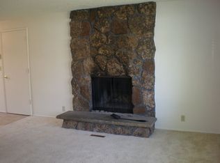 2194 Cosmoledo St, Eugene, OR 97402