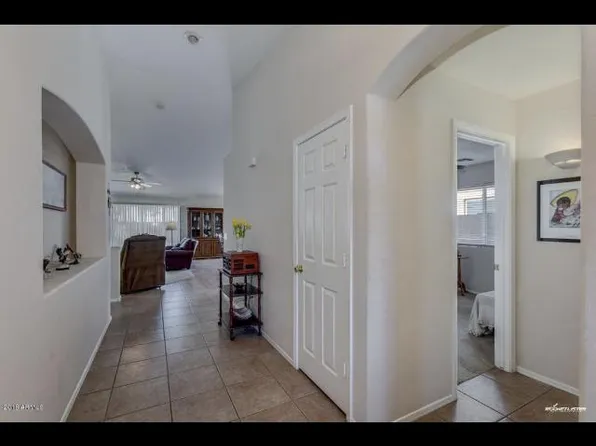 15287 W Laurel Ln, Surprise, AZ 85379