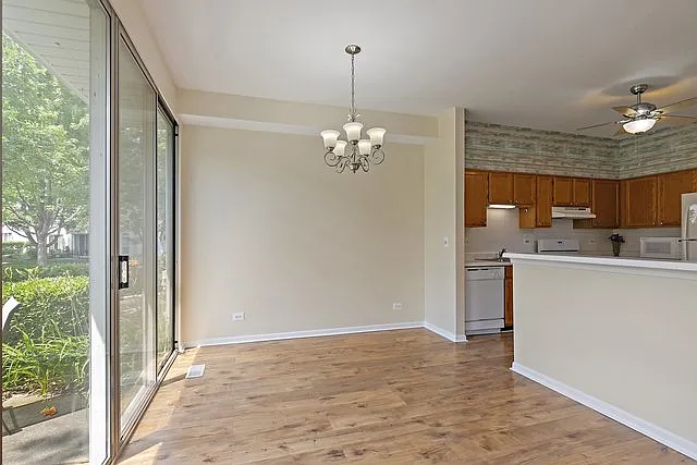 600 Woodhaven Dr — Photo 10