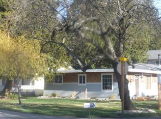 5032 Cedar St, Blaine, WA 98230