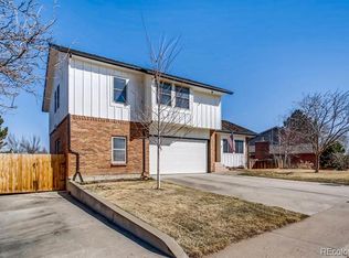 6700 E Lake Cir, Centennial, CO 80111
