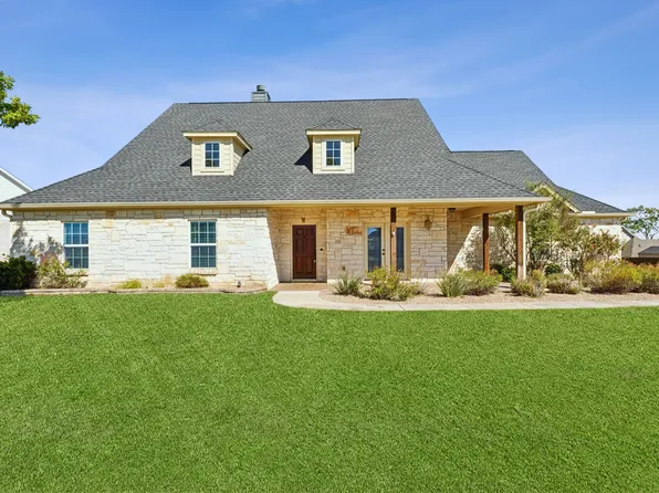 3213 Lakeway Dr, Weatherford, TX 76087