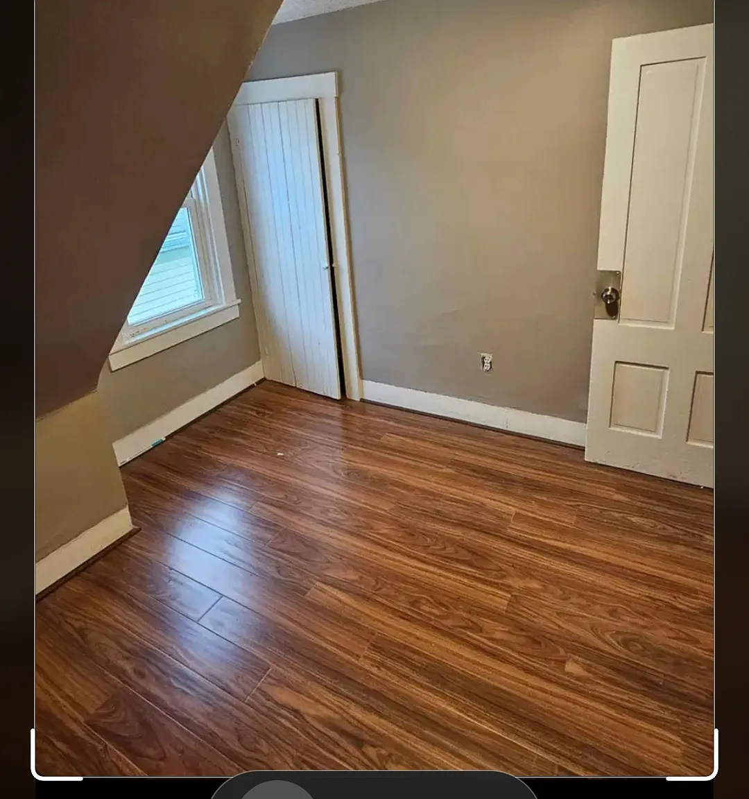 33 Winsor St — Photo 4