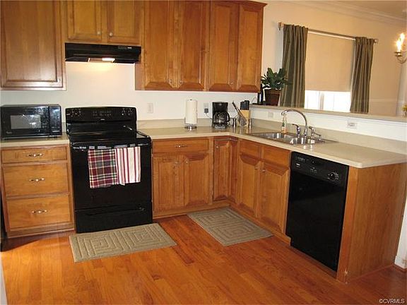 4th image of 6920 Stratford Townes Pl #6920