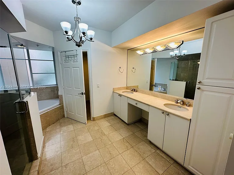 140 Meridian Ave #314 — Photo 28